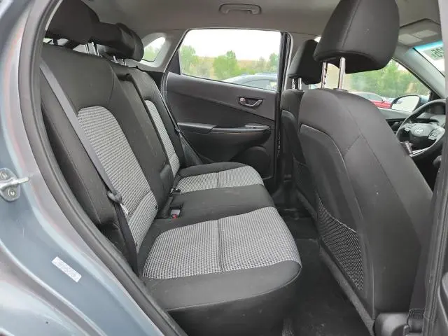 2020 HYUNDAI KONA SE  