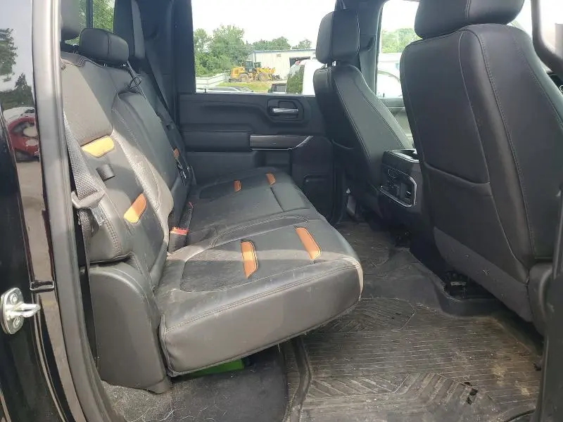2020 GMC SIERRA K2500 AT4  