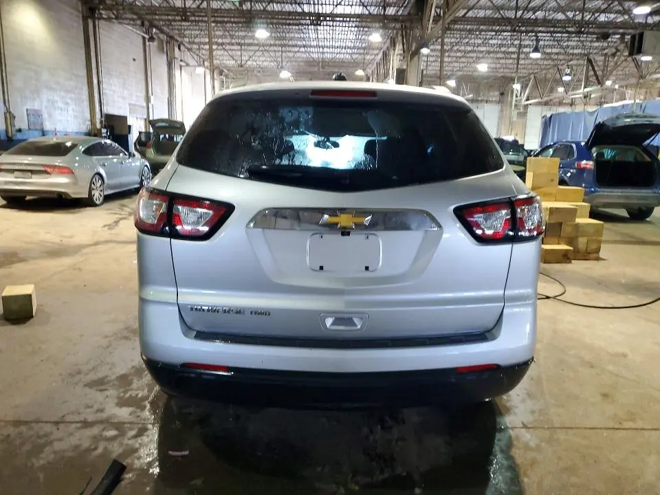 2017 CHEVROLET TRAVERSE LS  