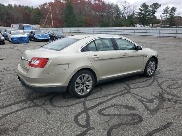 2011 FORD TAURUS LIMITED  