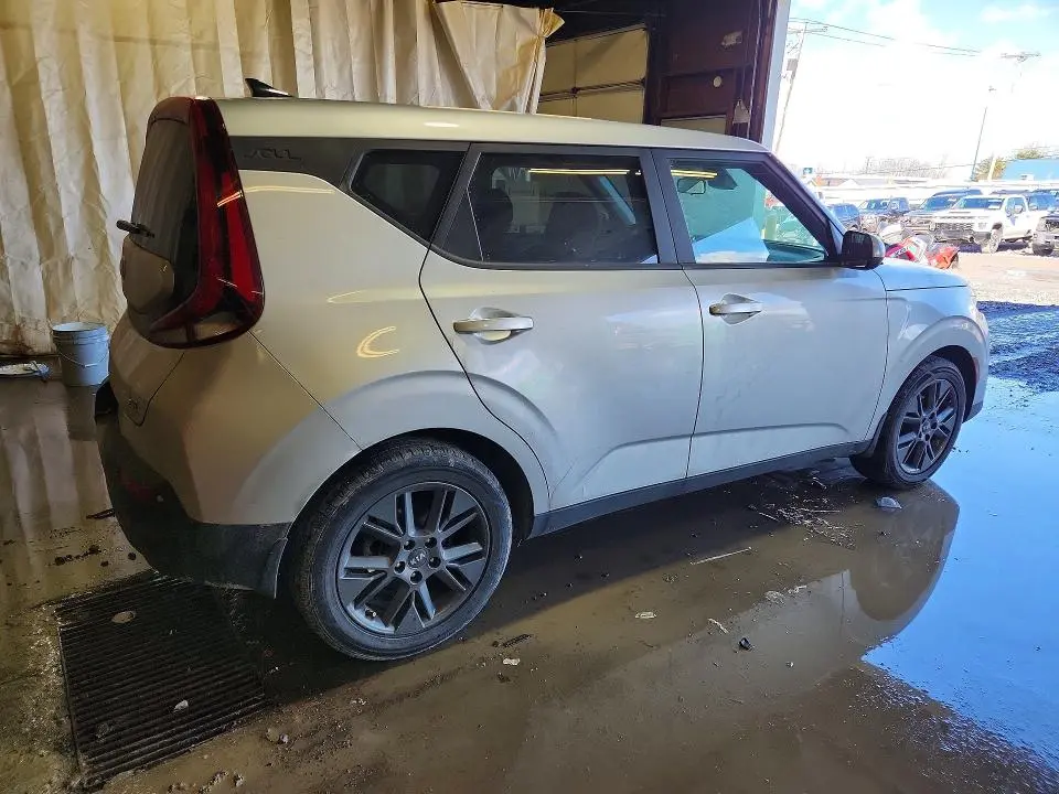 2021 KIA SOUL   