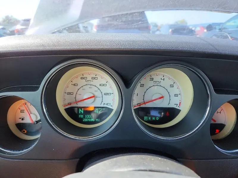 2013 DODGE CHALLENGER SXT  