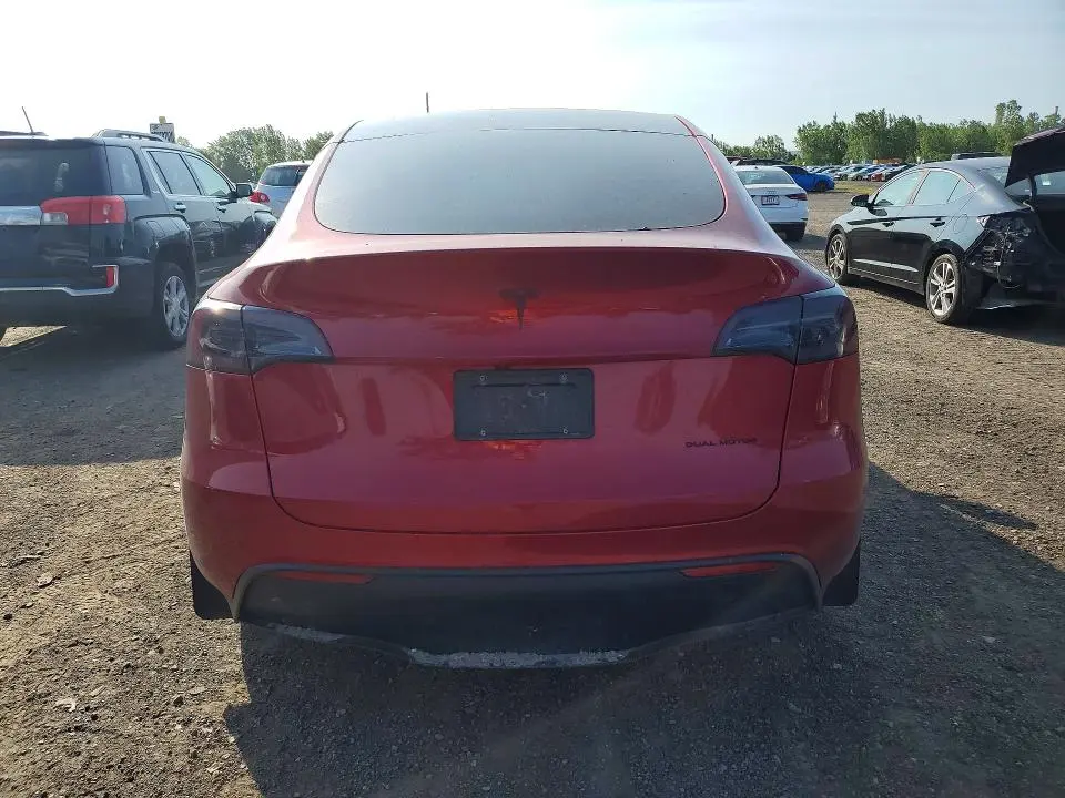 2024 TESLA MODEL Y   