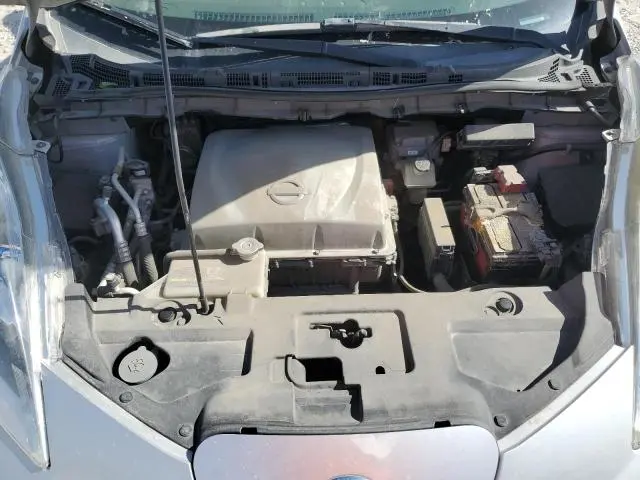2015 NISSAN LEAF S  