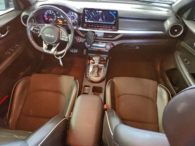 2022 KIA FORTE GT LINE  