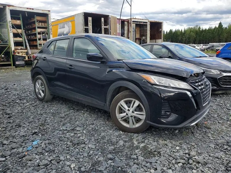 2021 NISSAN KICKS S  