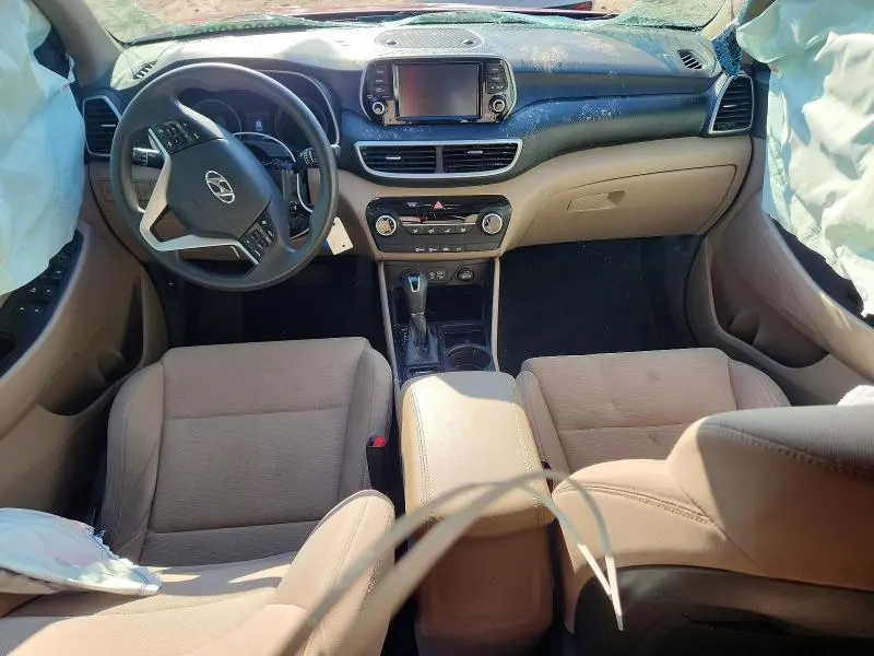 2021 HYUNDAI TUCSON SE  