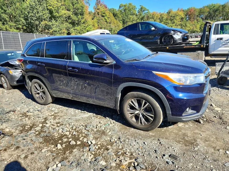 2016 TOYOTA HIGHLANDER XLE  