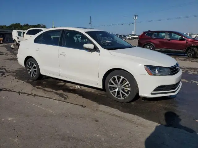 2017 VOLKSWAGEN JETTA SE  