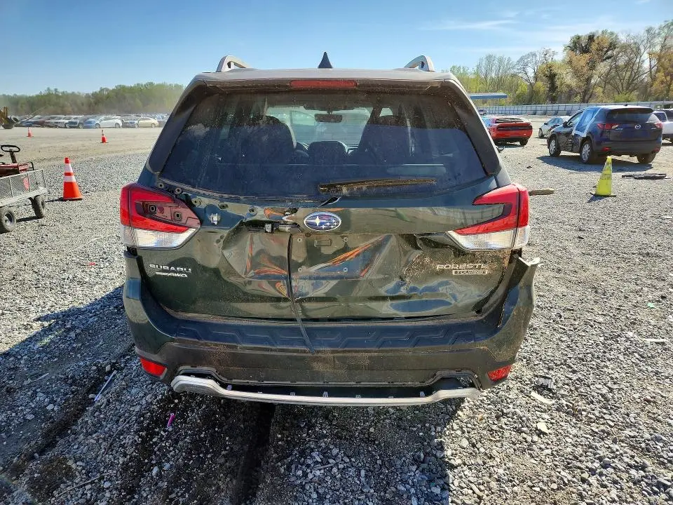 2023 SUBARU FORESTER TOURING  