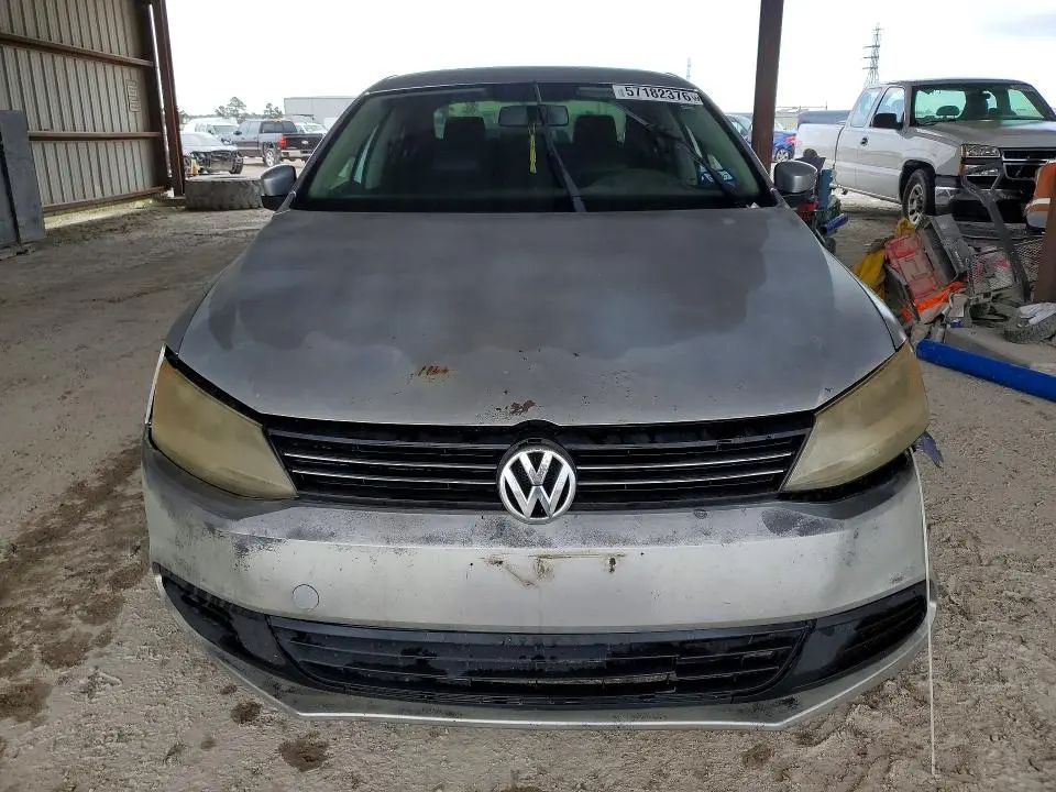 2014 VOLKSWAGEN JETTA SE  