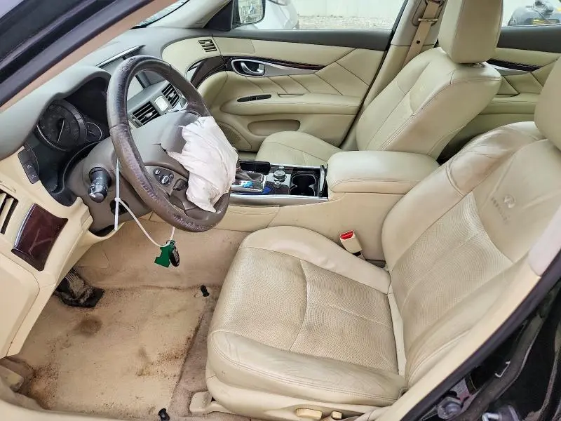 2013 INFINITI M37 X  