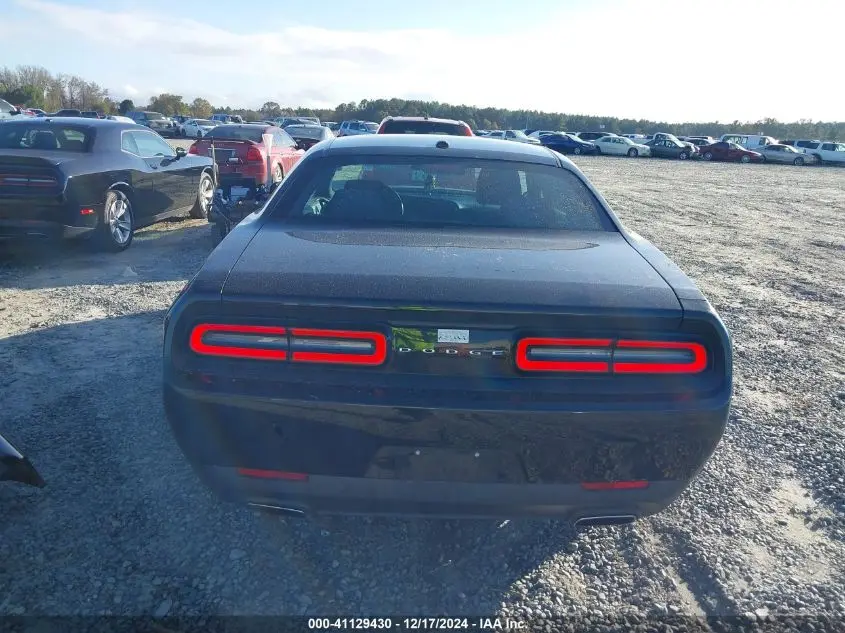 2016 DODGE CHALLENGER SXT
