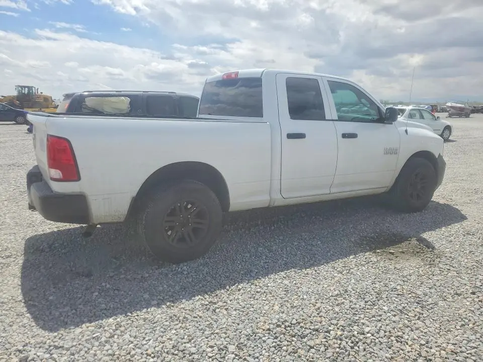 2016 RAM 1500 ST  