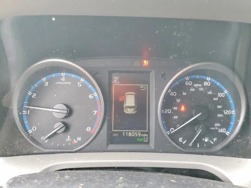 2018 TOYOTA RAV4 XLE  