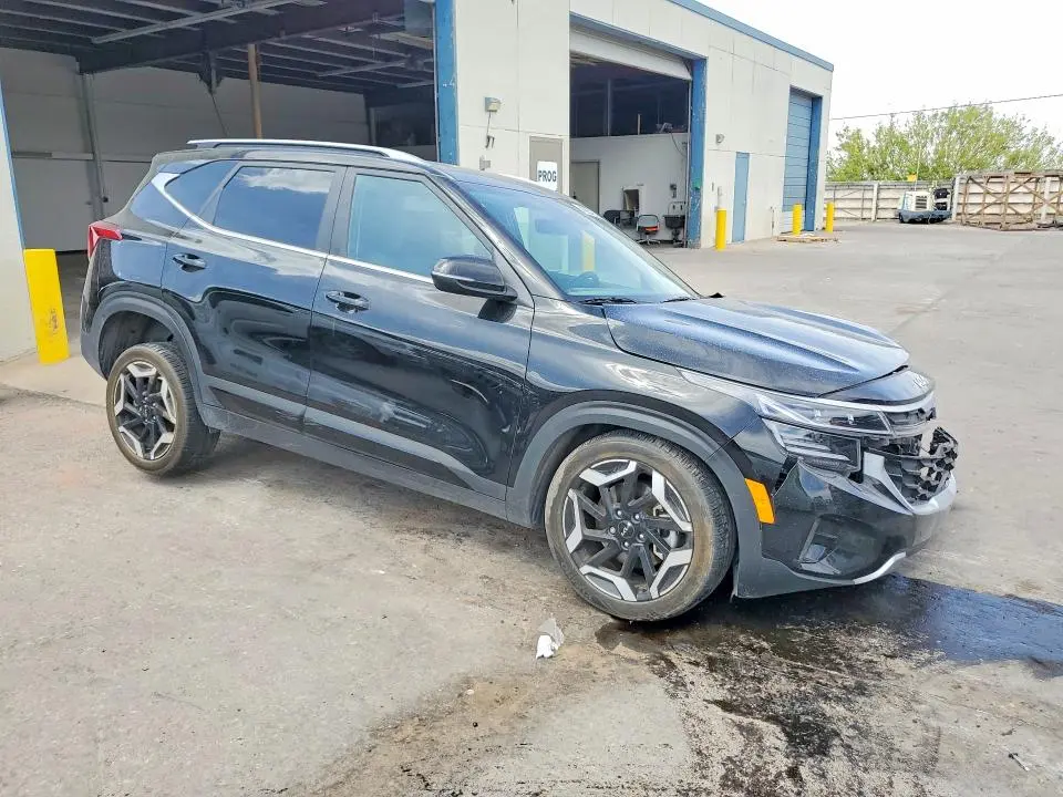 2024 KIA SELTOS SX  