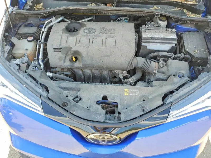 2019 TOYOTA C-HR LE  