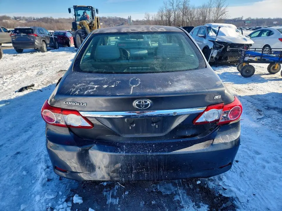 2013 TOYOTA COROLLA BASE  