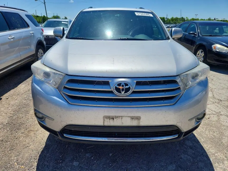 2013 TOYOTA HIGHLANDER LIMITED  