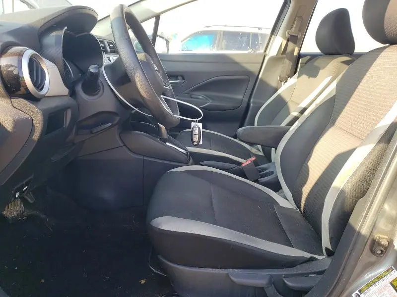 2020 NISSAN VERSA SV  