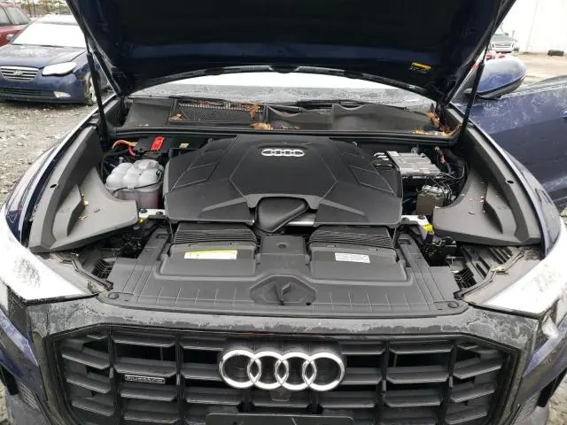 2020 AUDI Q8 PREMIUM   