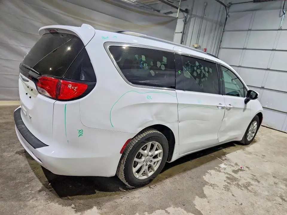 2020 CHRYSLER VOYAGER LXI  