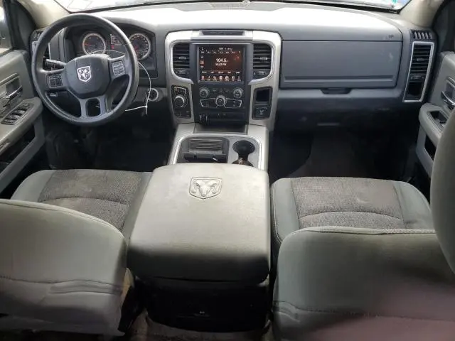2016 RAM 1500 SLT
