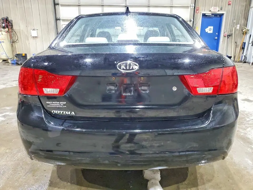 2010 KIA OPTIMA LX  