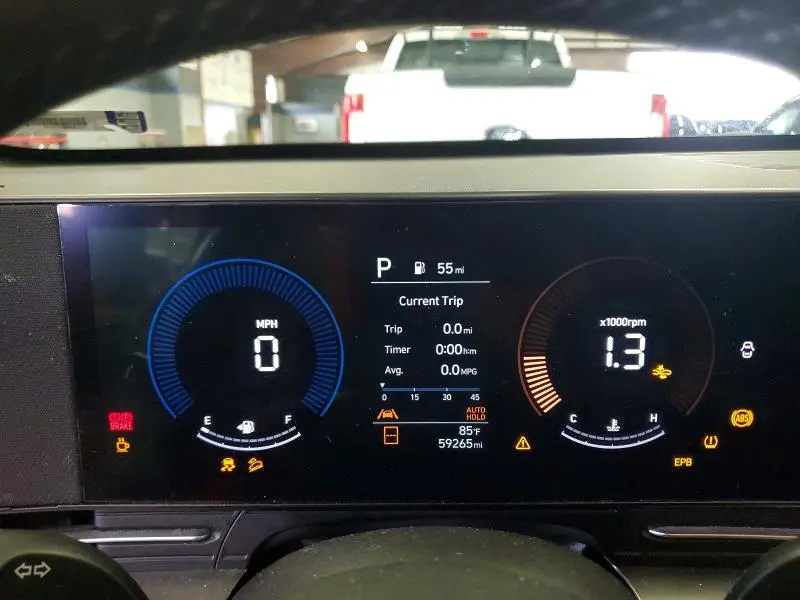 2024 HYUNDAI KONA SEL  