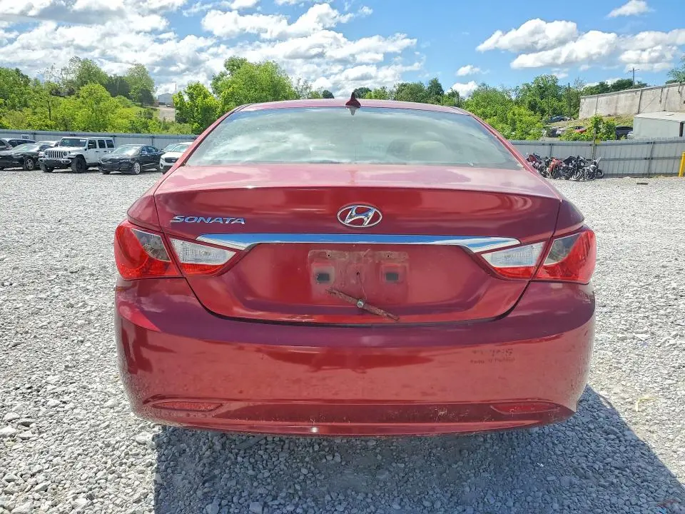2012 HYUNDAI SONATA GLS  