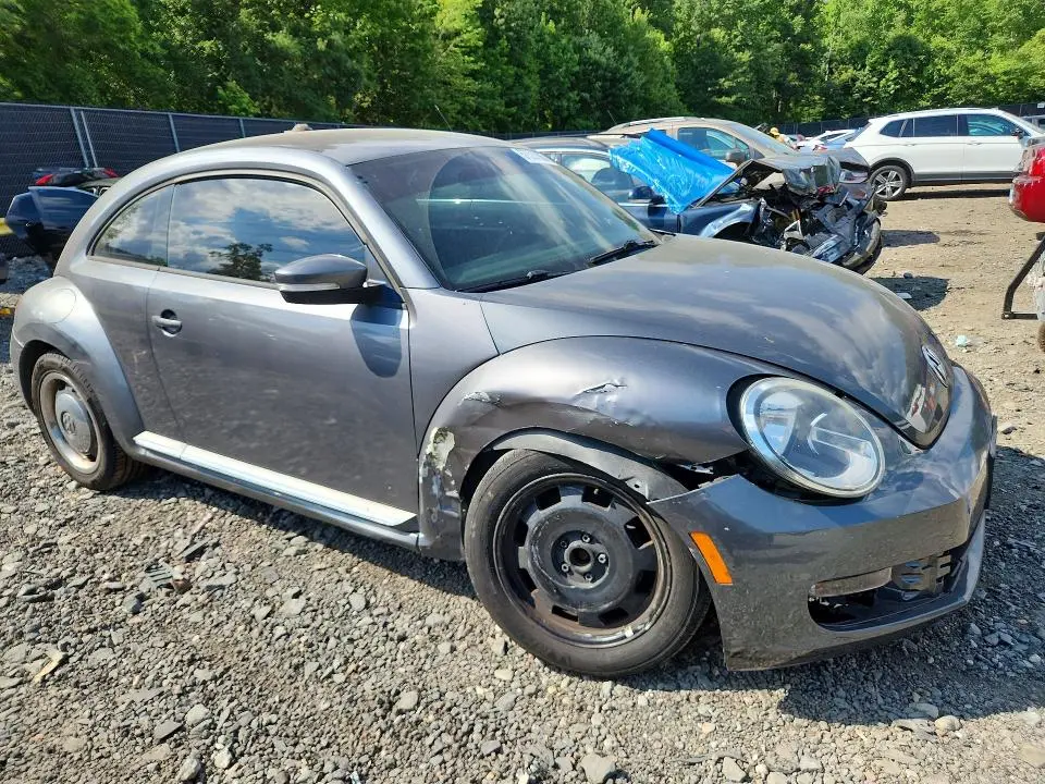 2012 VOLKSWAGEN BEETLE   