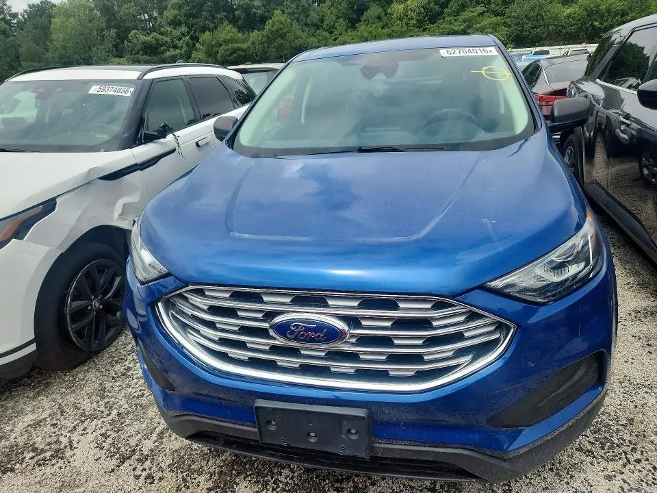 2022 FORD EDGE SE  