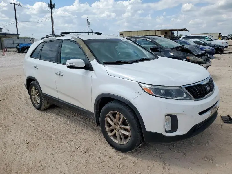 2014 KIA SORENTO LX  