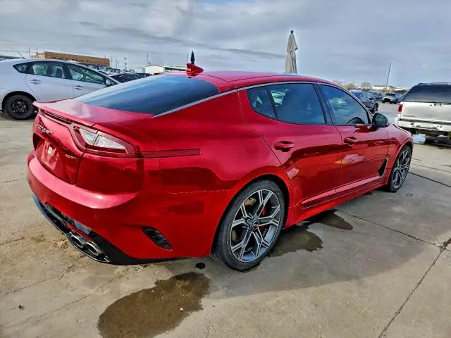 2020 KIA STINGER GT2  