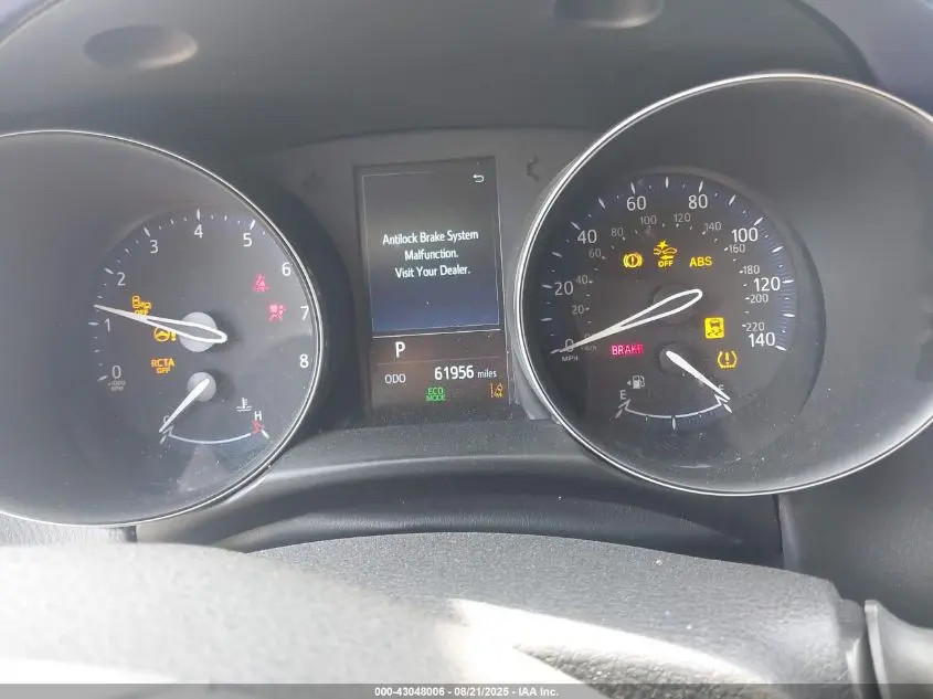 2021 TOYOTA C-HR XLE