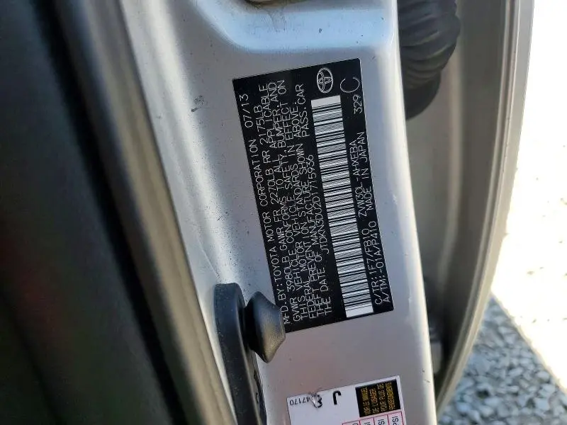 2013 TOYOTA PRIUS THREE  
