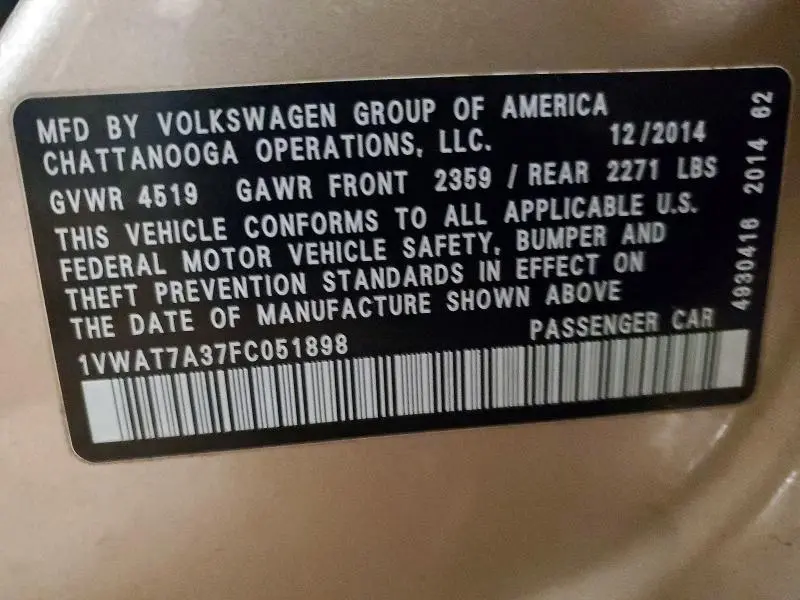 2015 VOLKSWAGEN PASSAT S  