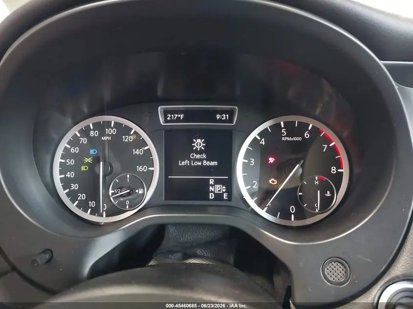 2017 INFINITI QX30  