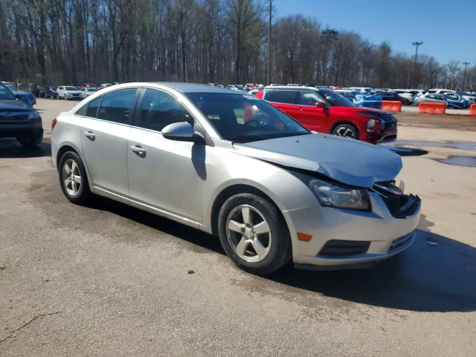 2013 CHEVROLET CRUZE LT  
