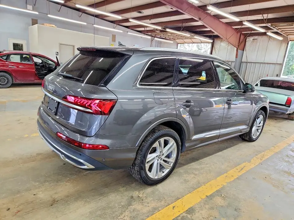 2021 AUDI Q7 PREMIUM PLUS  