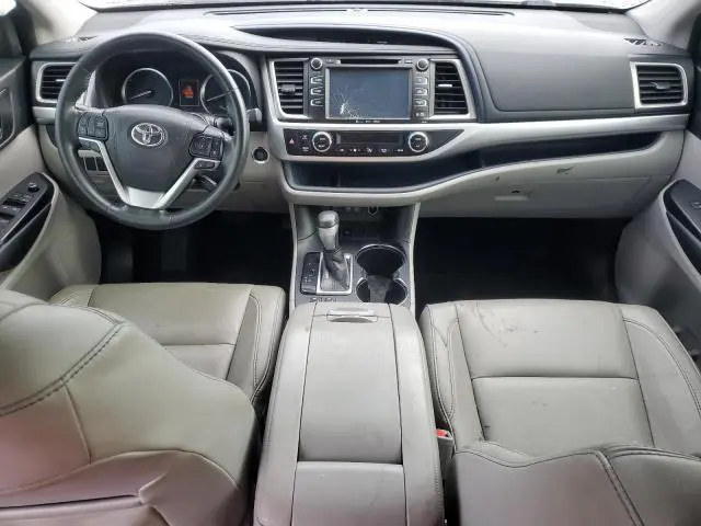 2018 TOYOTA HIGHLANDER SE  