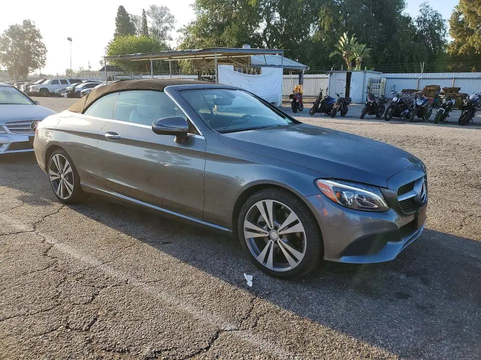 2017 MERCEDES-BENZ C 300  