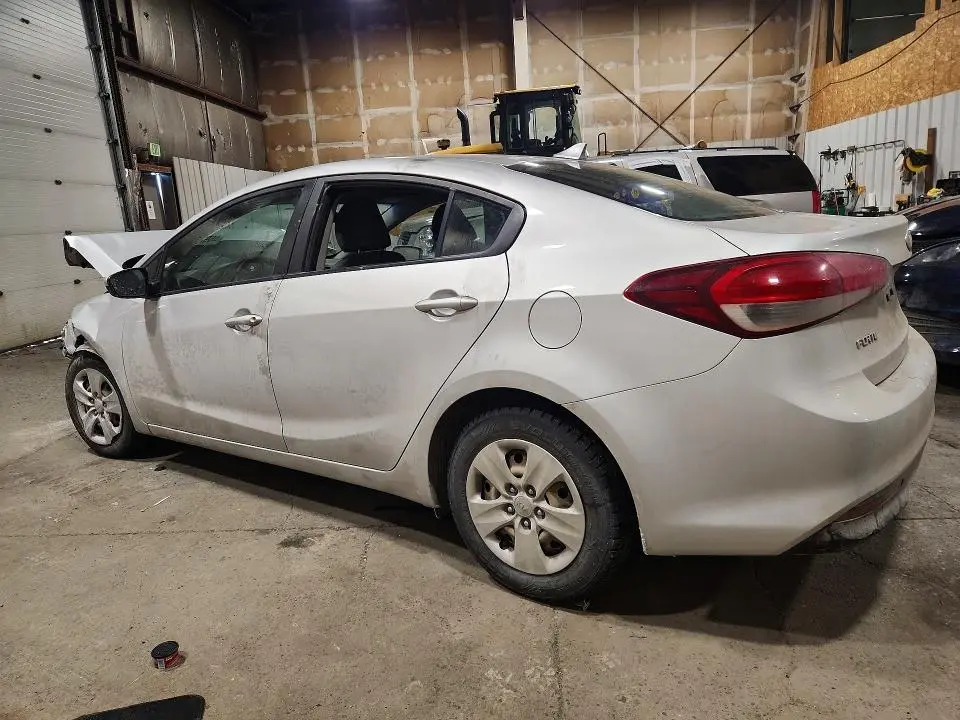 2017 KIA FORTE LX  