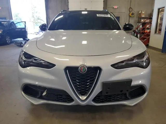 2024 ALFA ROMEO STELVIO TI  
