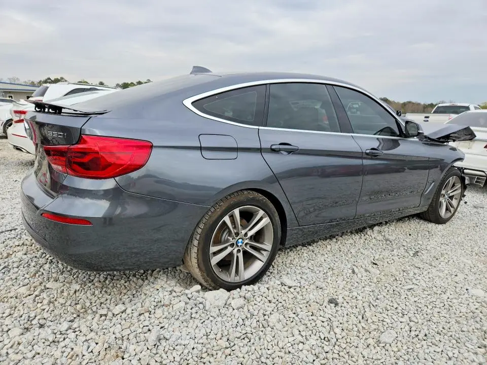 2018 BMW 330 XIGT  