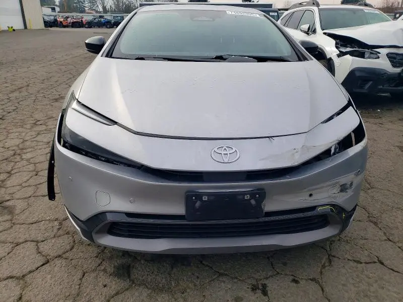 2024 TOYOTA PRIUS LE  