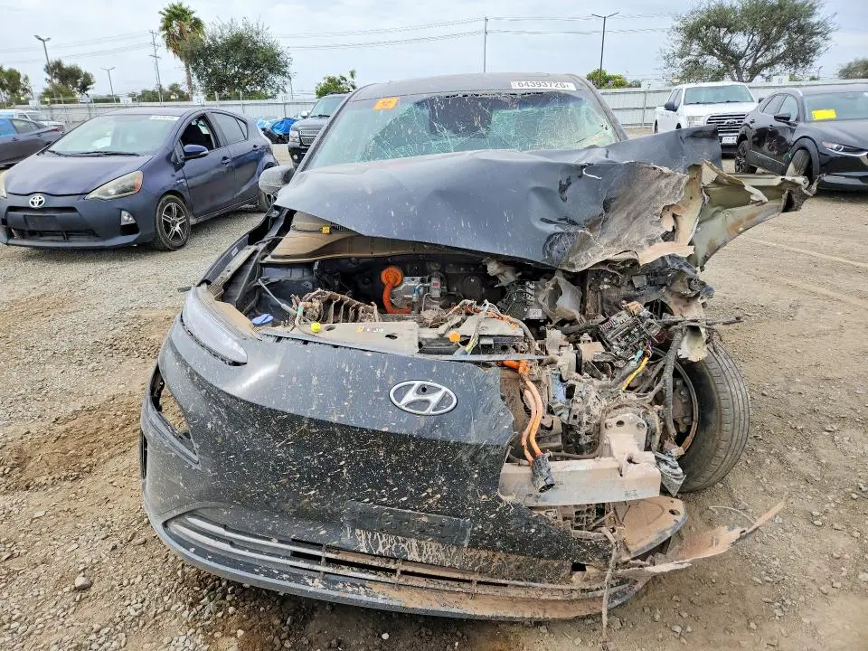 2023 HYUNDAI KONA SEL  