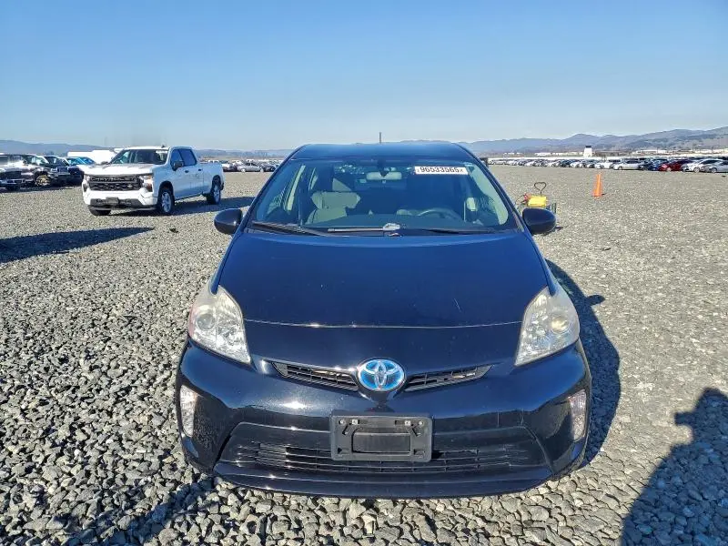 2015 TOYOTA PRIUS   