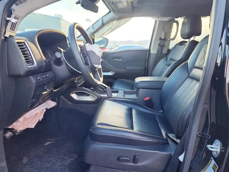2024 NISSAN FRONTIER SL  