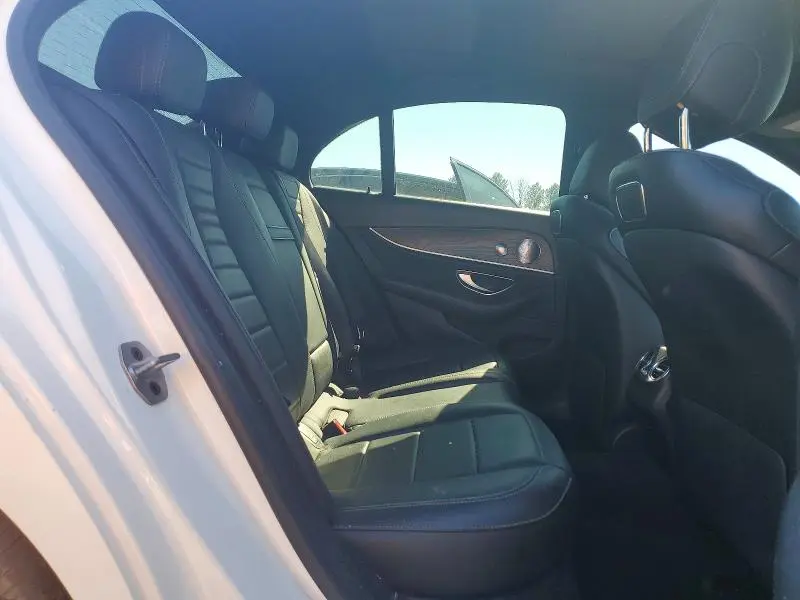 2019 MERCEDES-BENZ E 300 4MATIC  